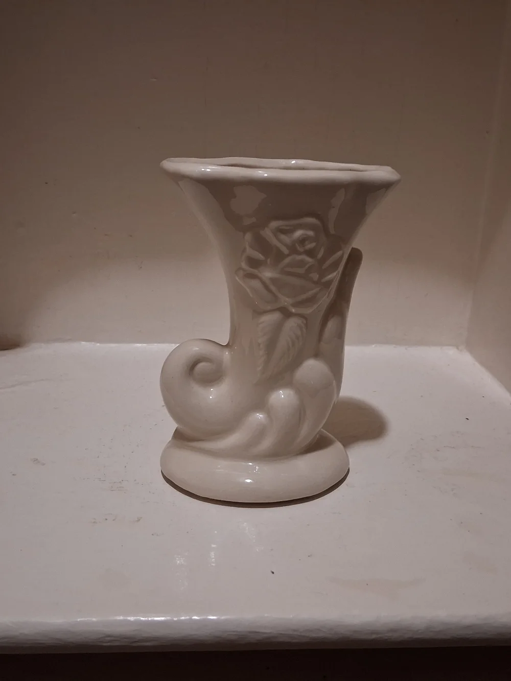Vintage USA Pottery Cornucopia Bud Vase